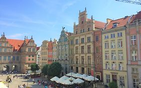 Dlugi Targ. Long Market Apartment
